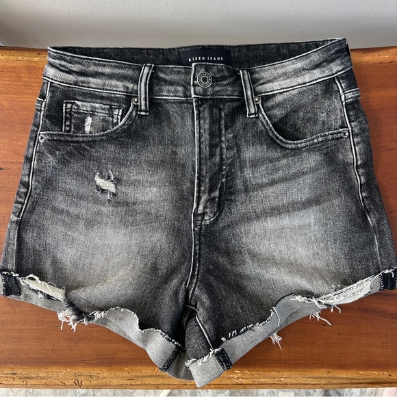 Black distresssed Risen stretch high rise cut-off shorts size medium - Picture 1 of 5